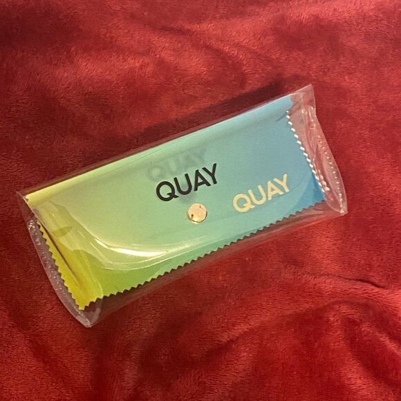 Quay Clear Glasses Case & Ombré Cloth Yellow Green - Picture 2 of 5